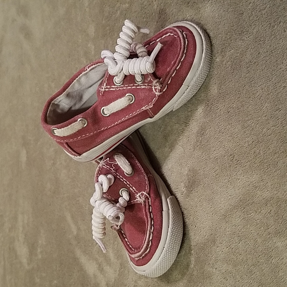 Genuine Baby size 5 garment dyed red deck shoes with curlie laces.